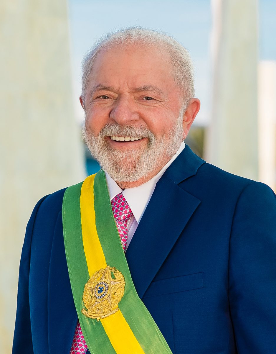 Lula diz que não se opõe a nada na quebra de sigilo proposta por Flávio