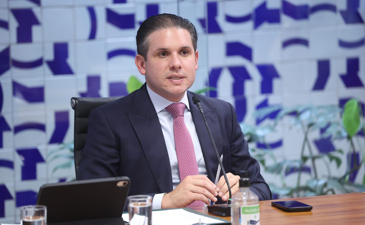 PT fecha com Motta para isolar o PL na Câmara